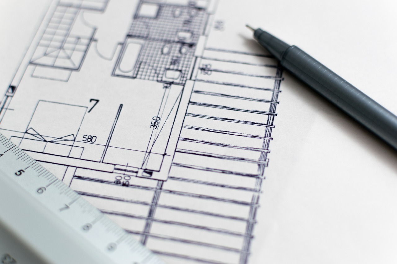 Garage floor plan with measurements and dimensions